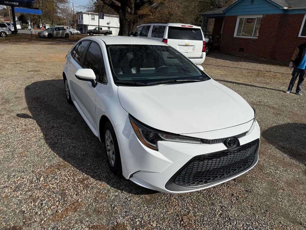 2020 Toyota Corolla L photo 3