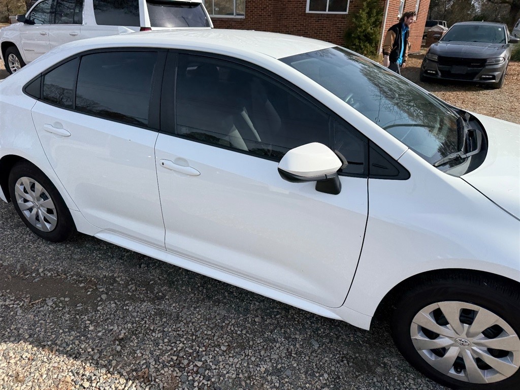 2020 Toyota Corolla L photo 6