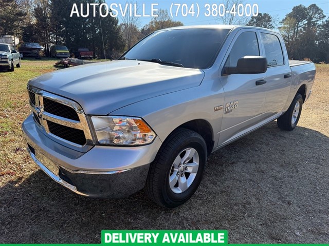 RAM 1500 CLASSIC Tradesman Crew Cab SWB 4WD in Mooresville