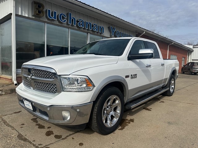 RAM 1500 Laramie Crew Cab 4WD in Burnsville