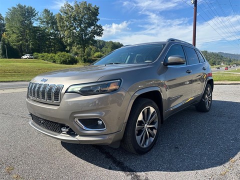 2019 Jeep Cherokee Overland 4WD
