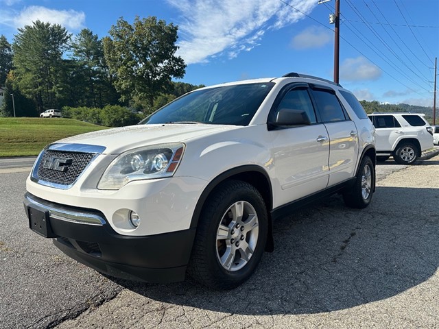 GMC Acadia SLE-1 AWD in Burnsville