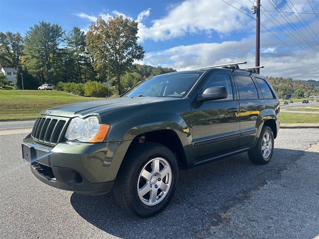 Jeep Grand Cherokee Laredo 4WD in Burnsville