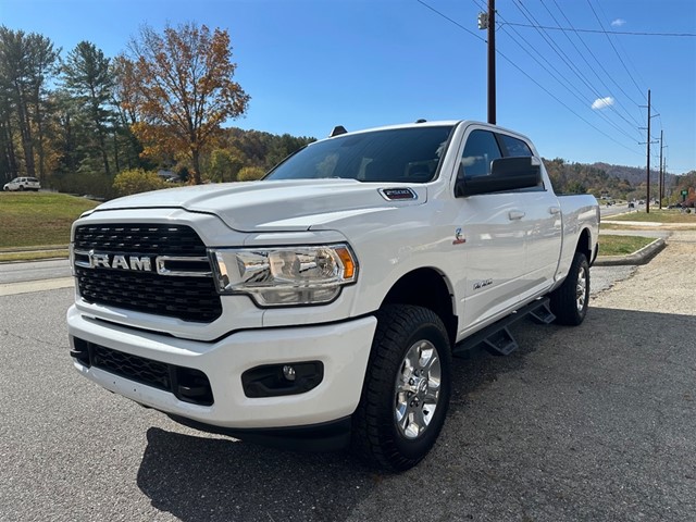 RAM 2500 Tradesman Crew Cab SWB 4WD in Burnsville