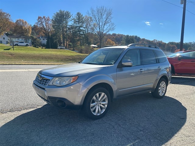 Subaru Forester 2.5X Premium in Burnsville