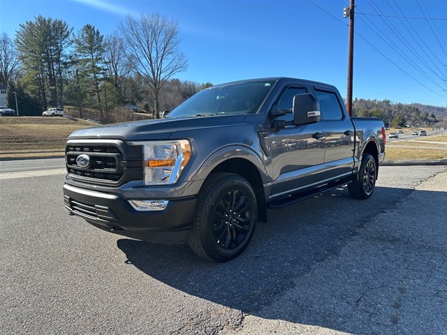 Ford F-150 XL SuperCrew 6.5-ft. Bed 4WD in Burnsville