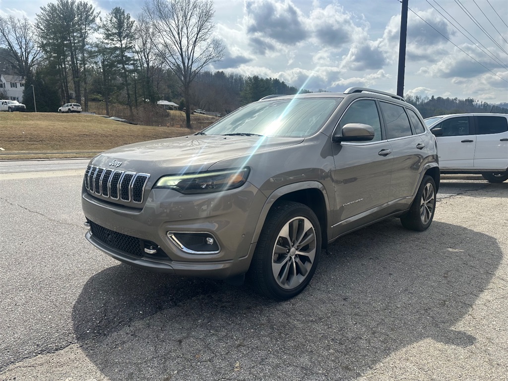 2019 Jeep Cherokee Overland