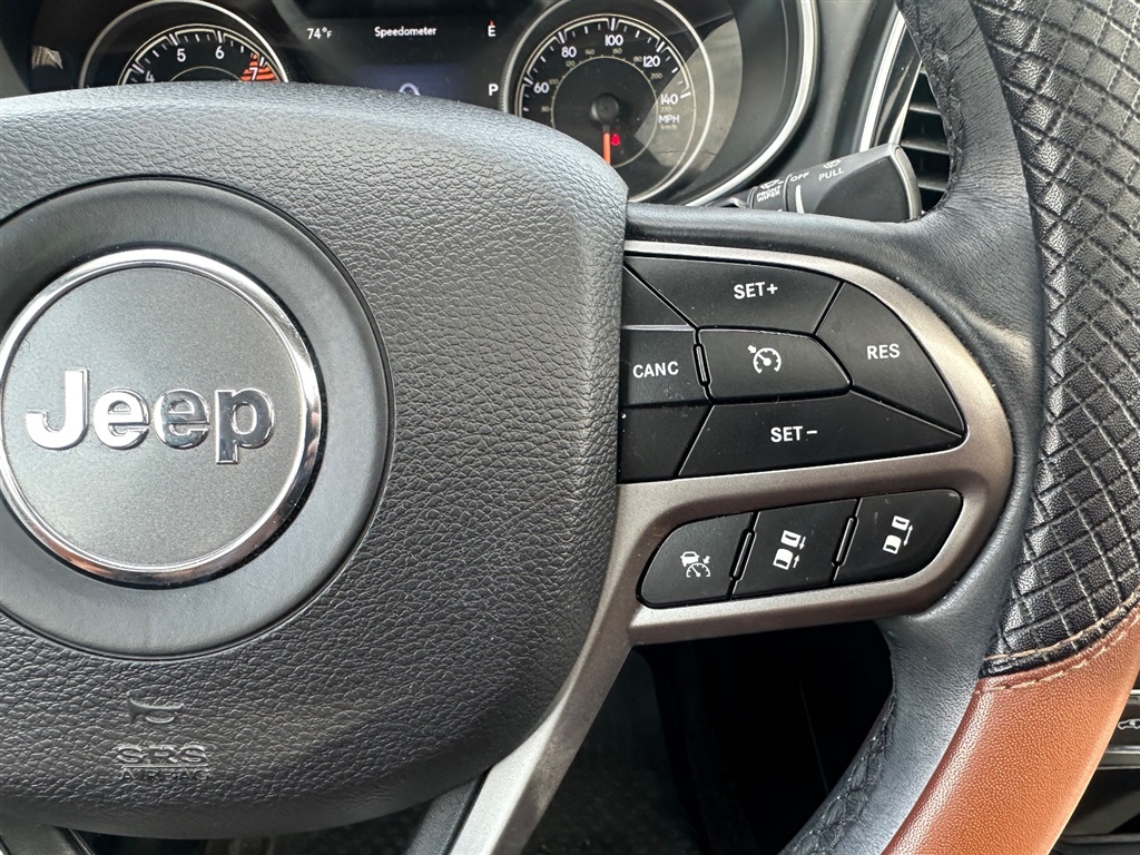 2019 Jeep Cherokee Overland - Photo 12