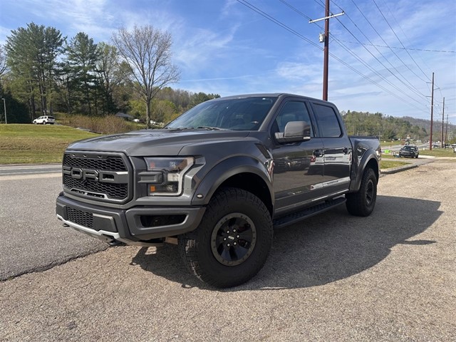 Ford F-150 Raptor in Burnsville