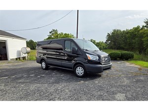 2017 Ford Transit 150 Low Roof 130-in. W Lancaster SC