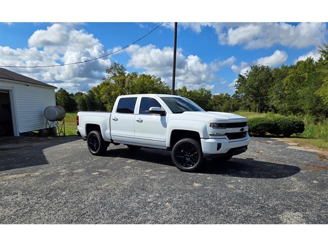 Chevrolet Silverado 1500 LT Z71 in Lancaster