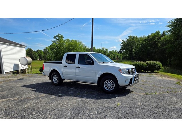 Nissan Frontier SV Crew Cab in Lancaster