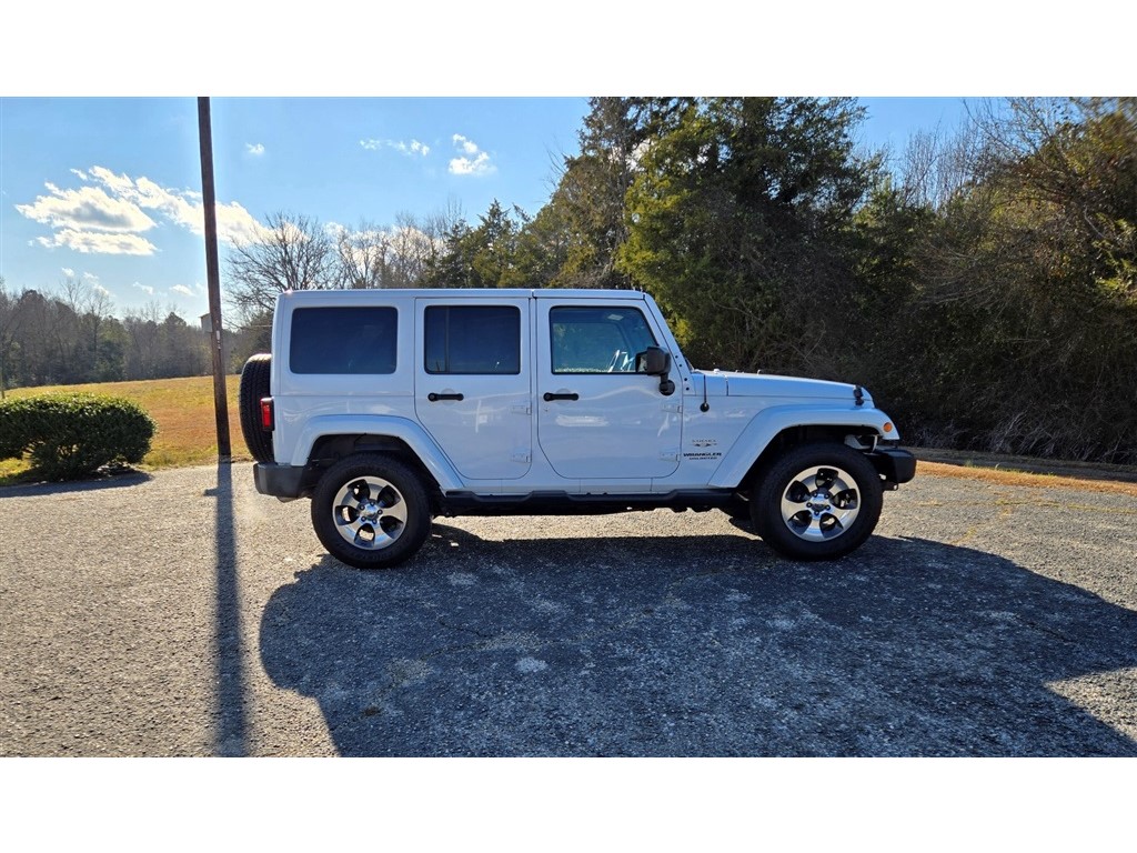 2017 Jeep Wrangler Unlimited Sahara