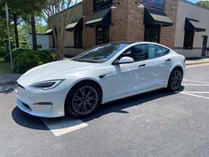 Picture of a 2021 Tesla Model S PLAID