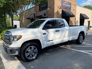 Picture of a 2018 Toyota Tundra SR5 5.7L V8 FFV Double Cab 4WD Long Bed