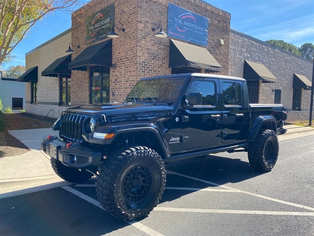 Jeep Gladiator Overland 4x4 Lifted in Apex