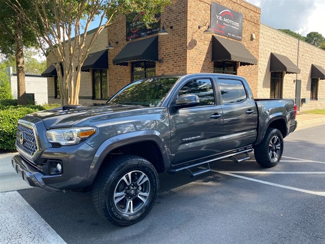 Toyota Tacoma TRD Sport Double Cab V6 4WD in Apex