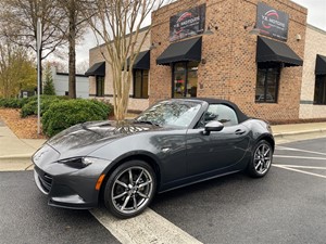 Picture of a 2022 Mazda MX-5 Miata