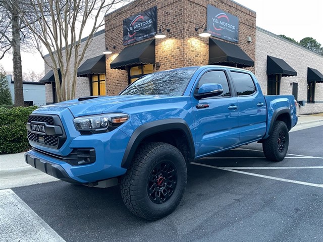 Toyota Tacoma TRD PRO Double Cab 4x4 in Apex