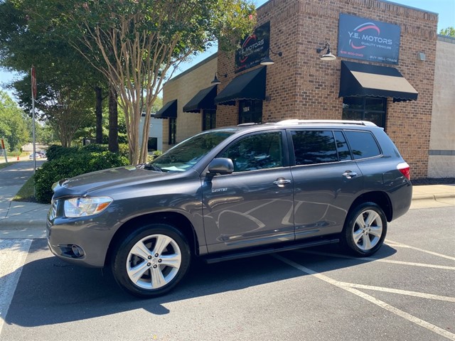 Toyota Highlander Limited 2WD in Apex
