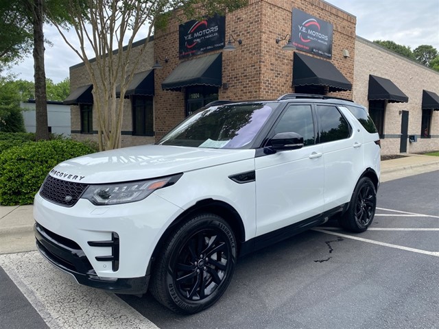 2020 Land Rover Discovery Landmark Edition SC V6's photo