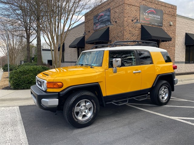 Toyota FJ Cruiser 4WD AT in Apex