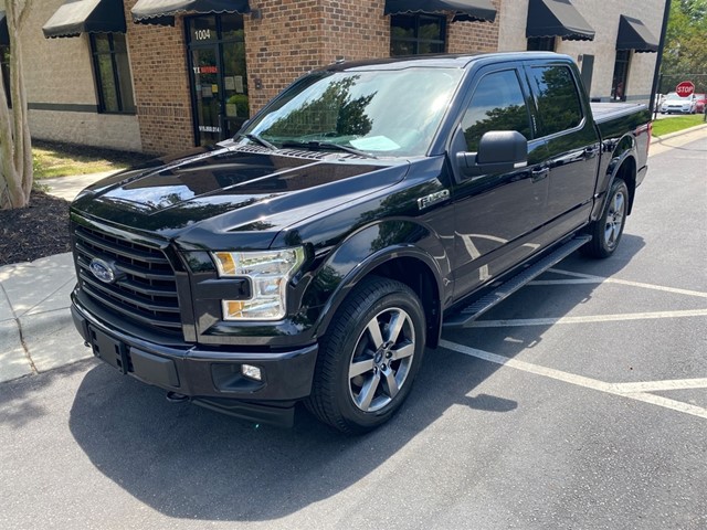 2017 Ford F-150 XLT 4x4 SuperCrew 5-1/2 Box's photo