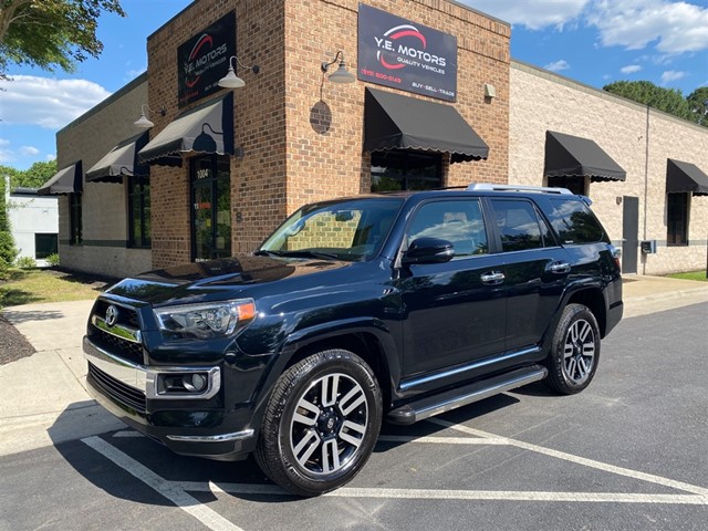 2016 Toyota 4Runner Limited 4x4 V6's photo