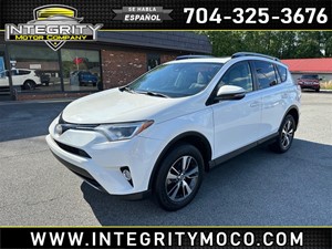Picture of a 2017 Toyota RAV4 XLE FWD