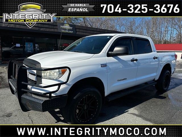 Toyota Tundra CrewMax 5.7L 4WD SR5 TSS in Newton