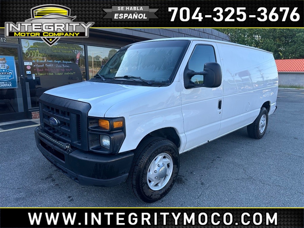 2009 Ford E-Series E-150 Van's photo