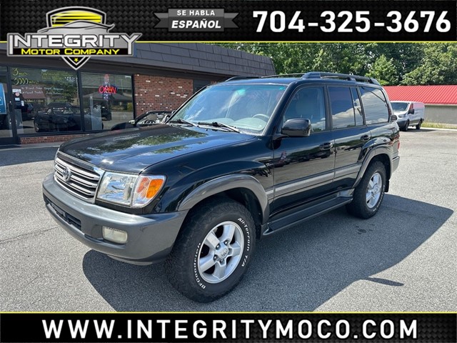 Toyota Land Cruiser 4WD in Newton