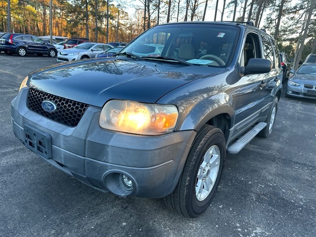 FORD ESCAPE XLT in Raleigh