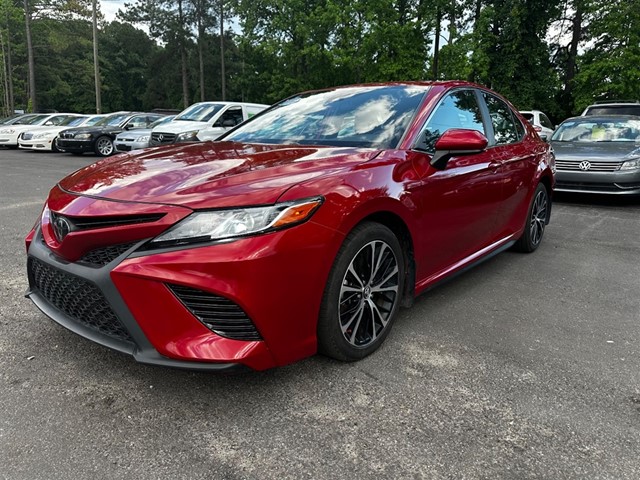 Toyota Camry SE in Raleigh