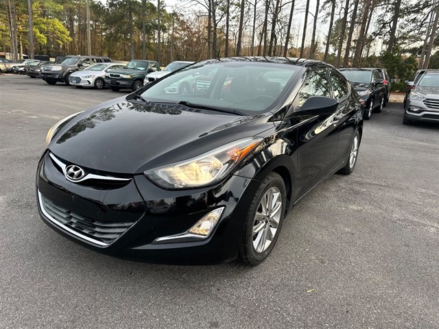 Hyundai Elantra SE in Raleigh