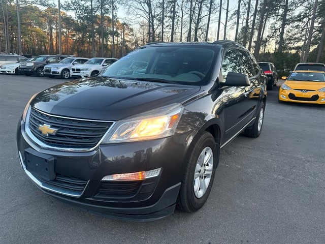 Chevrolet Traverse LS AWD w/PDC in Raleigh