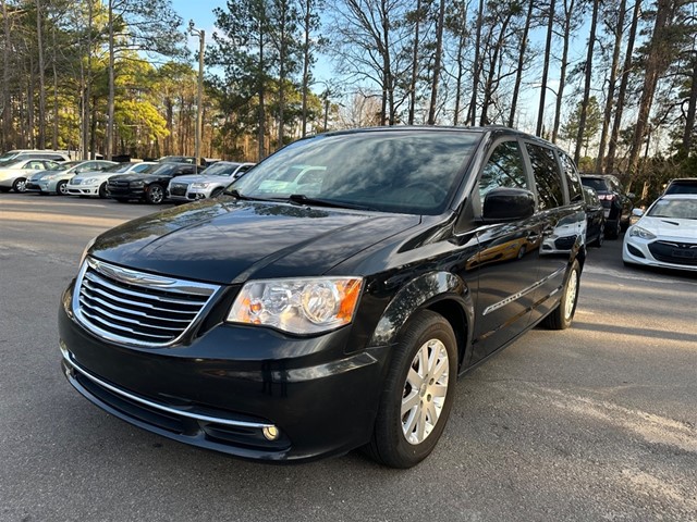 Chrysler Town & Country Touring in Raleigh