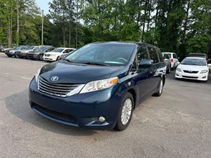 2012 Toyota Sienna Limited FWD 8-Passsenger V6 for sale by dealer