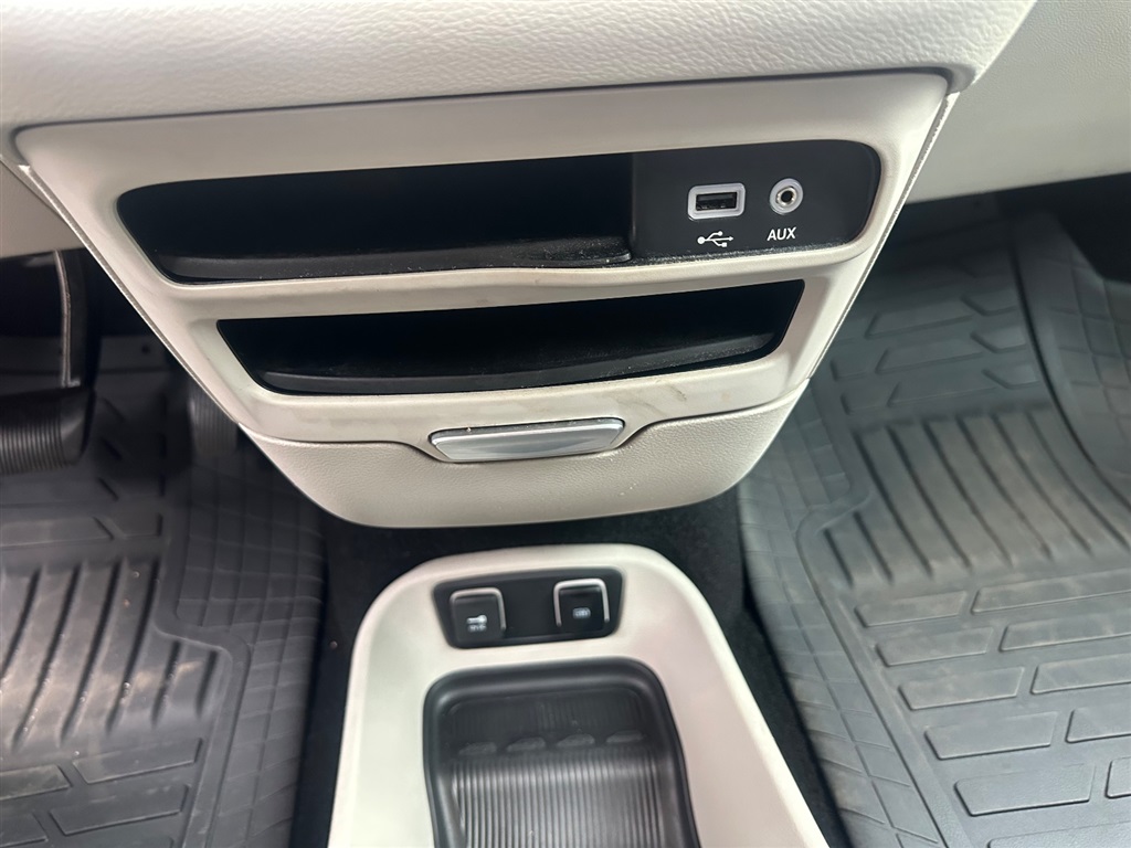 2018 Chrysler Pacifica Touring L - Photo 28