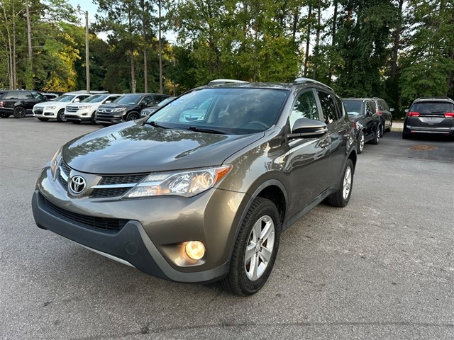Toyota RAV4 XLE AWD in Raleigh