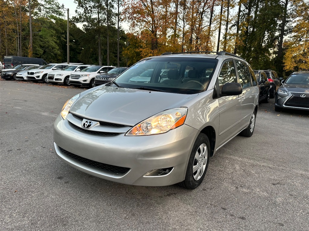 2006 Toyota Sienna LE