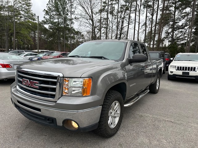 GMC Sierra 1500 SLE Ext. Cab 4WD in Raleigh