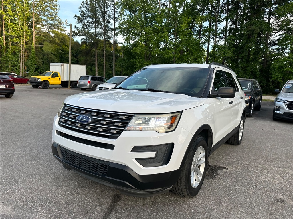 2016 Ford Explorer Base 4WD's photo