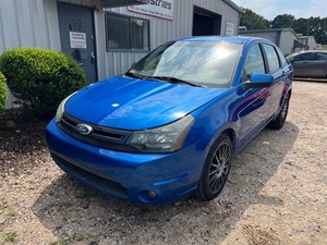 Picture of a 2011 Ford Focus SES Sedan