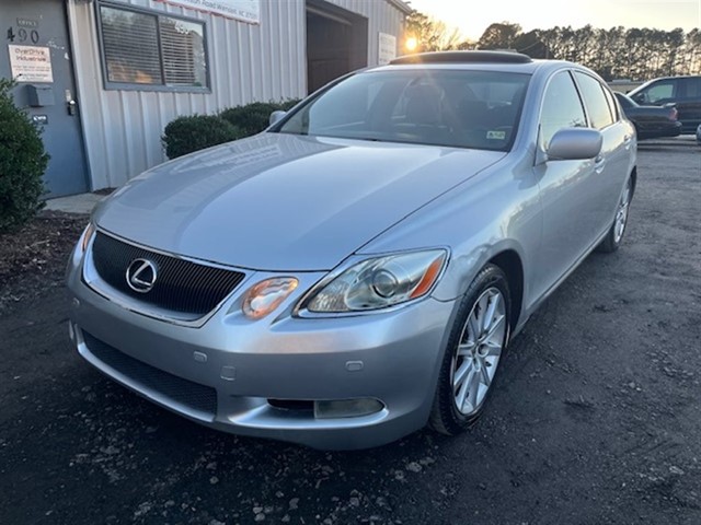 Lexus GS 300 in Wendell