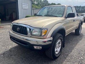 2004 Toyota Tacoma PreRunner Xtracab 2WD for sale by dealer