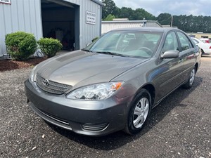 2005 Toyota Camry LE for sale by dealer