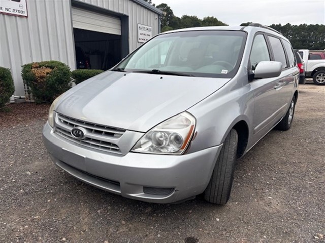 Kia Sedona EX in Wendell