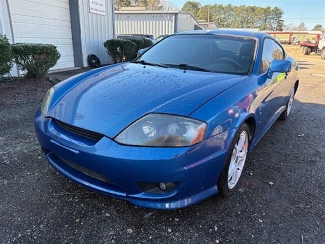 Hyundai Tiburon GT in Wendell