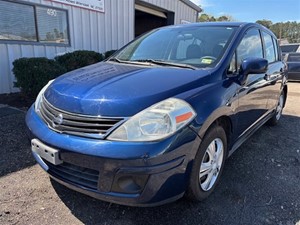 Picture of a 2012 Nissan Versa 1.8 SL Hatchback